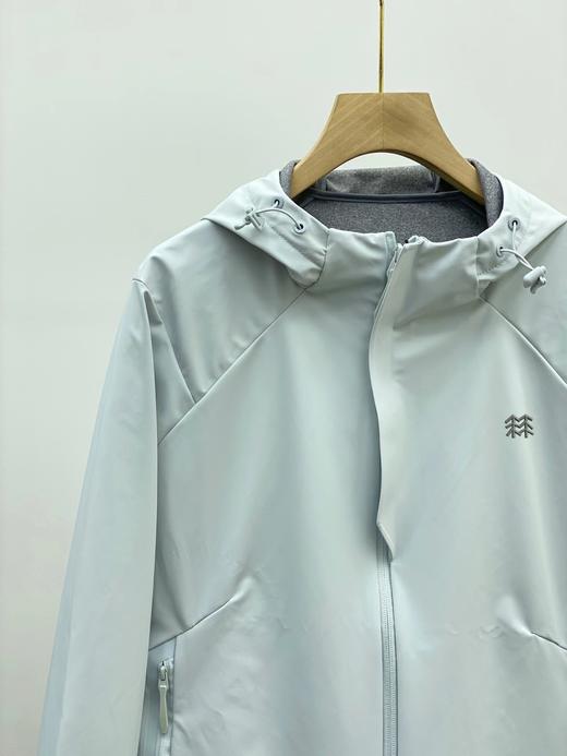 F032975男士户外休闲外套防风防水透气轻量硬壳冲锋衣 商品图5