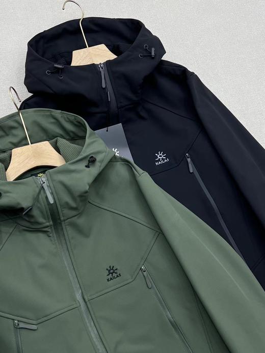 F032921春季新品户外情侣款连帽加绒软壳冲锋衣外套 商品图1