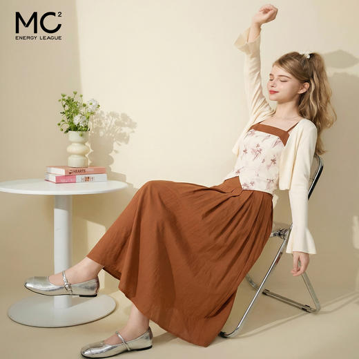 女装针织外披配抹胸吊带加长伞裙三件套S4221002 商品图2