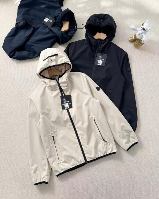 F032984春季新品简约大方男子商务休闲连帽夹克外套 商品图3