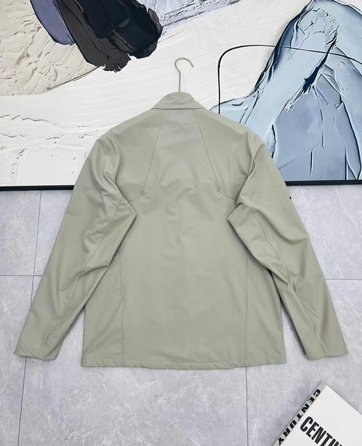 F032935户外通勤日常休闲防风防水透气不闷汗男士外套上衣 商品图10