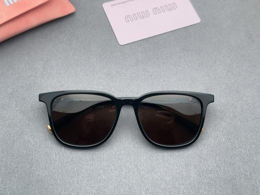 缪*缪新款太阳镜 墨镜 Mod: SMU B03-F（JH） 商品图5