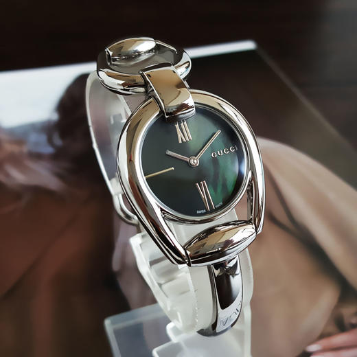 【95新】GUCCI古驰石英28MM（女款）马衔扣手镯腕表精钢230326NJM04 商品图2