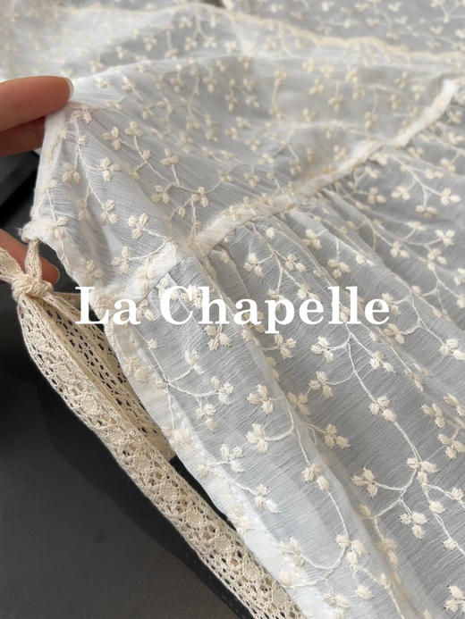 专柜实拍【蕾丝两件套】拉夏贝尔/La Chapelle别致刺绣侧边系带无袖连衣裙叠穿净版吊带裙套装 商品图6