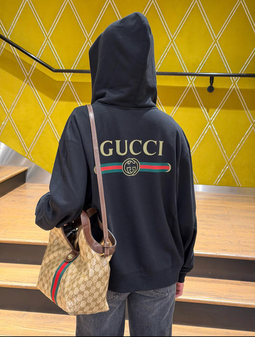 古驰 26Ss新款经典黑连帽拉链外套 商品图7