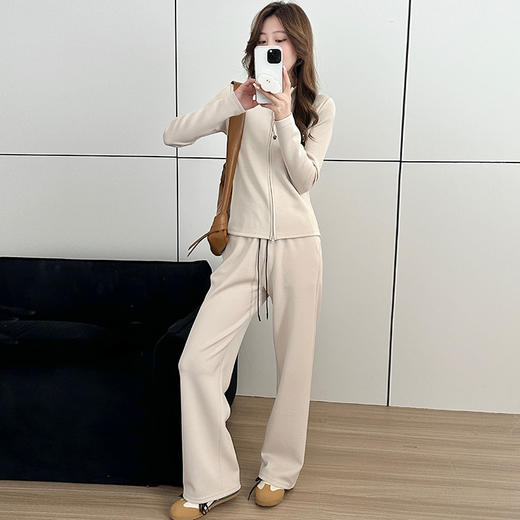 K.HIP 小蛮腰云感空气层套装 26027 云朵般亲肤舒适 高弹不勒 自由舒展 运动不拘束 商品图11