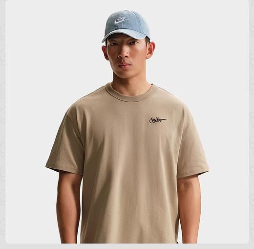 【店庆提前购】【8.8折】7楼NIKE耐克男短袖夏季新款背部图案上衣棉质透气运动T恤IV2639-247吊牌价349折后价307 商品图0