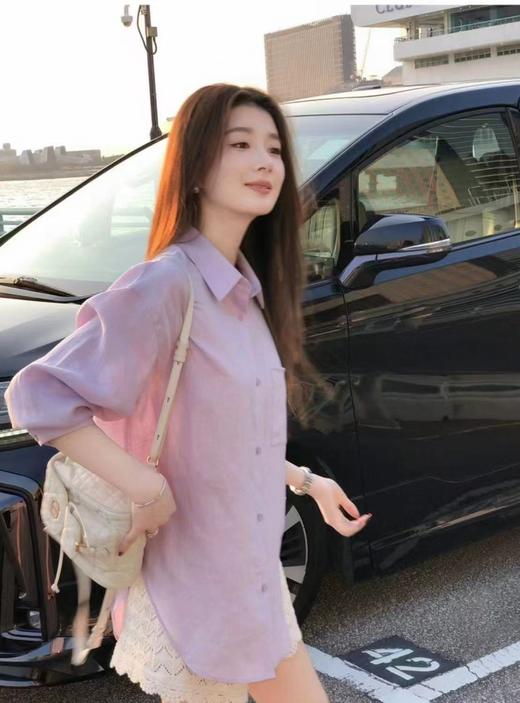 F032957春夏百搭柔雾紫亚麻松弛感微褶皱珠光纽扣衬衫 商品图3