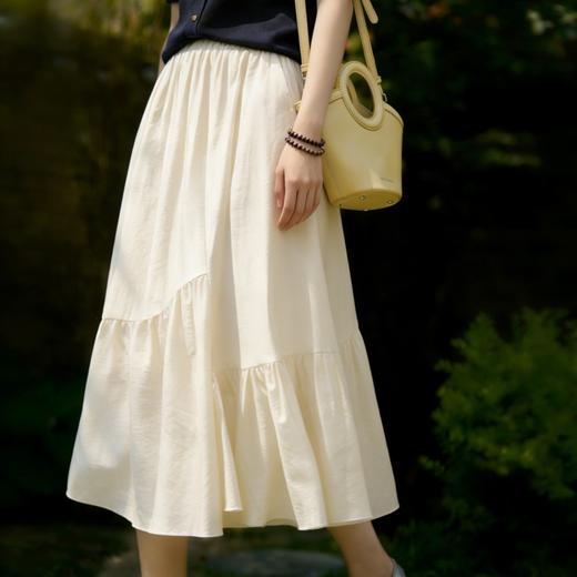 下单3-7天发货！LONGNVFAIR 藏青色撞白满天星刺绣花边上衣/奶油色花瓣半裙套装 一眼沦陷的东方雅致 梨形身材遮肉显瘦 温柔清冷国风穿搭 商品图14