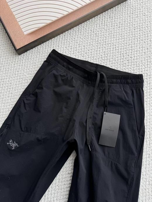 F032980通勤徒步梭织面料小标印花情侣松紧腰休闲长裤 商品图12