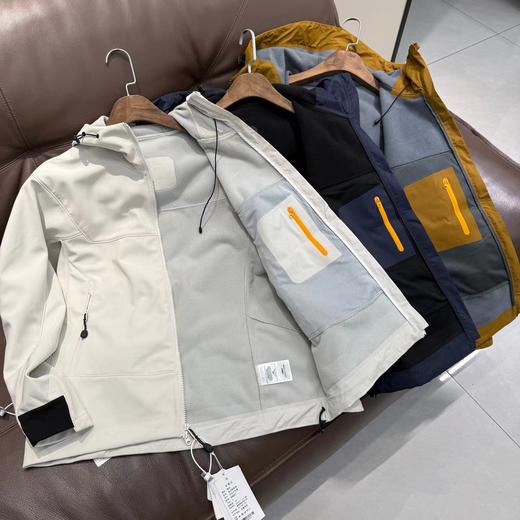 F032967防风防泼水弹力户外运动登山徒步内里薄绒连帽软壳外套 商品图2