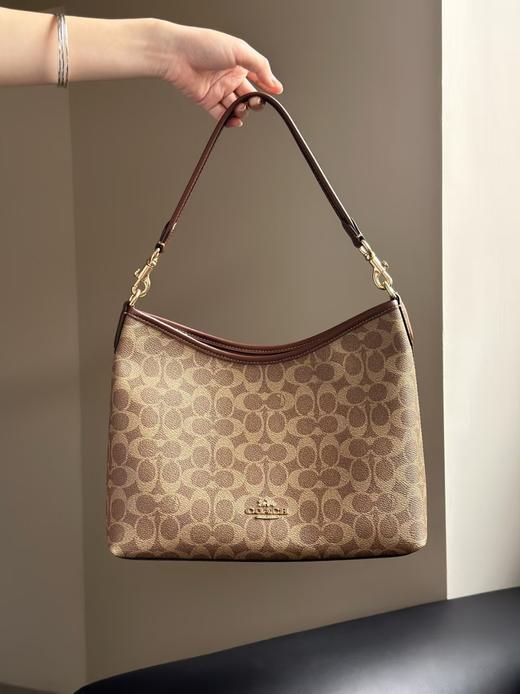 蔻驰 新款 laurel 中号 流浪包 31 焦糖色  暗纹logo（CB） 商品图0