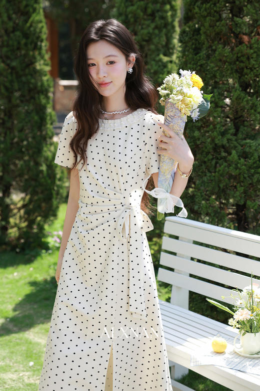 鹿向南「春野杏时」法式杏色波点连衣裙夏季新款气质修身短袖裙子 商品图5