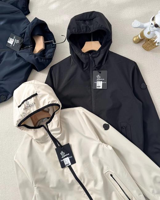 F032984春季新品简约大方男子商务休闲连帽夹克外套 商品图5