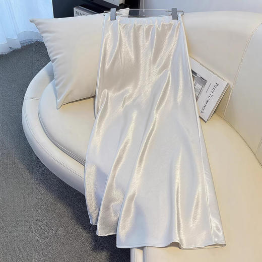 丁摩 醋酸缎面半身裙女春夏气质超好看的裙子垂感长款大摆伞裙6ZF-7108 商品图3