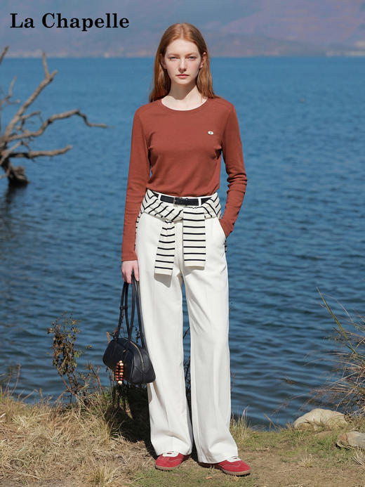 天猫同步【绵羊毛+莱赛尔】拉夏贝尔/La Chapelle舒适好穿圆领字母标下摆弧形显瘦长袖T恤 商品图1