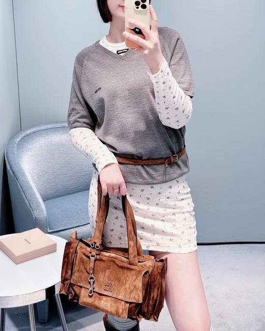 女款宽松V领短袖针织衫hu017 商品图2