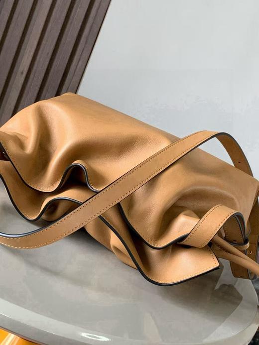 罗意威 中号 暖沙色 新款纳帕牛皮革Flamenco手拿包 福袋（LZ ） 商品图5