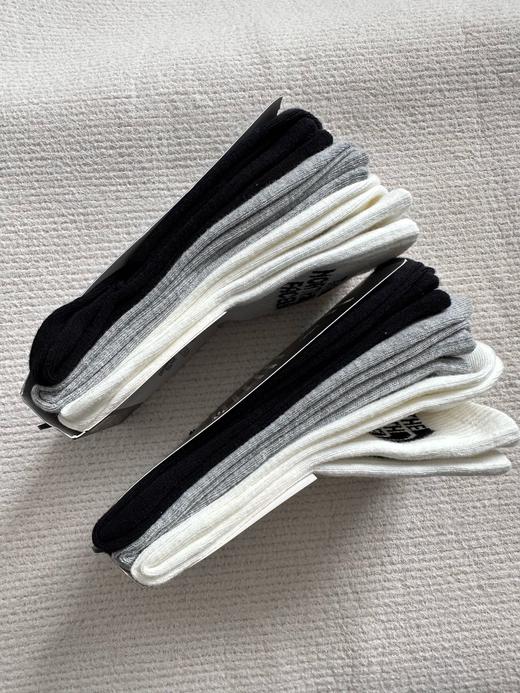 3双装 经典北面男女同款三双装中筒袜 材质:80%精梳棉20%氨纶 商品图8