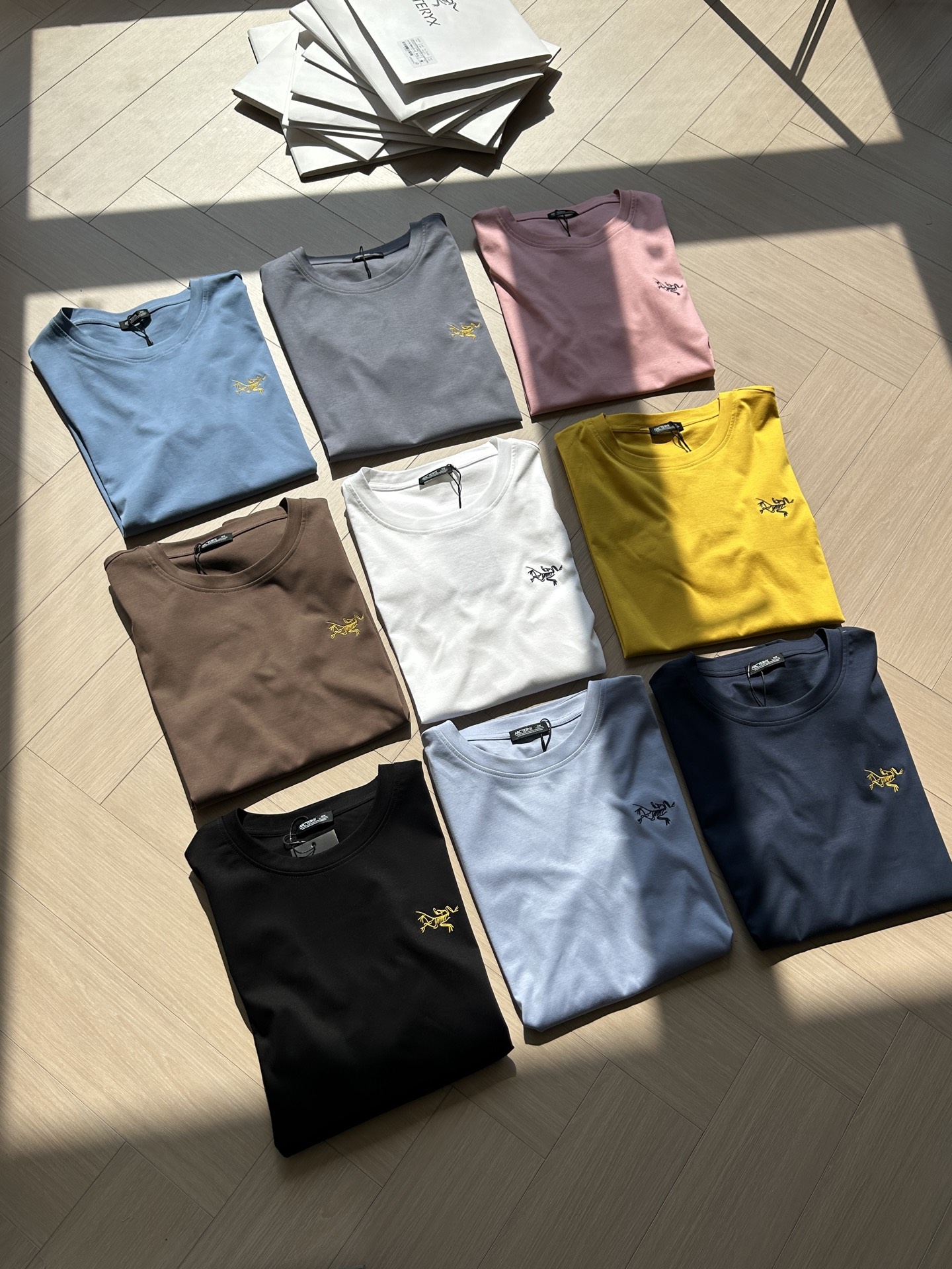 纯原鸟T恤！ 100%纯棉！！！而且是高克重的丝光棉！独家配色的面料材质！