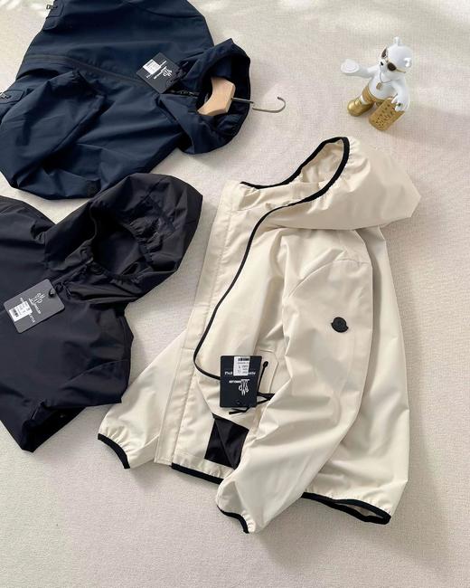 F032984春季新品简约大方男子商务休闲连帽夹克外套 商品图8