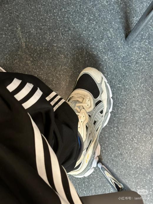 一店d ❗️亚瑟士𝐆𝐞𝐥-𝐧𝐲𝐜系列童鞋
代工渠道 樶--好的Asics童鞋！！！值得所有宝妈都来囤
搭配亲子也合适，樶大可以穿到37码 商品图11