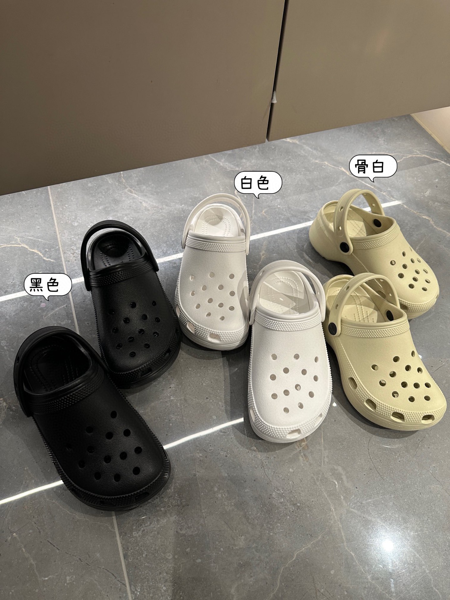 直发【特价】卡洛驰cr代工厂 无标出，云朵洞洞鞋