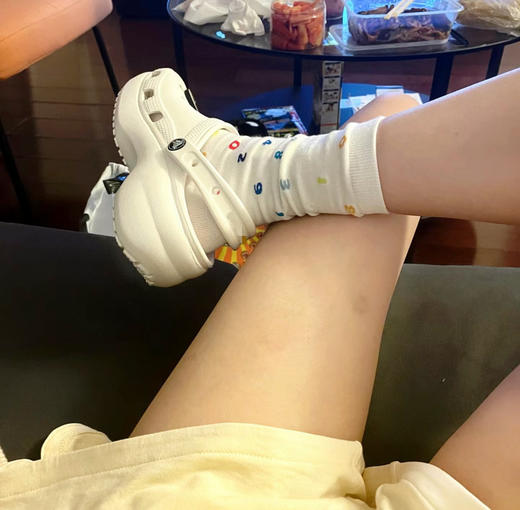 直发【特价】卡洛驰cr代工厂 无标出，云朵洞洞鞋 商品图8