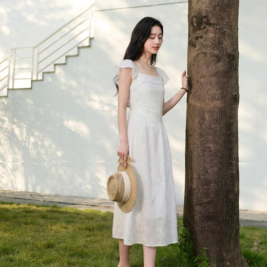 三彩2026夏季新款法式绣花连衣裙飞飞袖度假A字裙浪漫小白裙S 商品图1