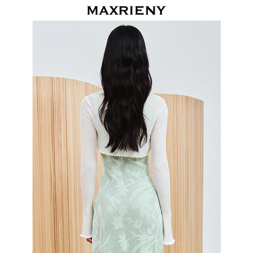【商场同款】MAXRIENY温柔长袖修身披肩外套薄25夏外搭小衫开衫女(货号:MC86JA021) 商品图3