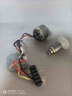 【货号07639】21V无刷锂电钻电机13齿威克士款无刷小钢炮电机电机控制板总成