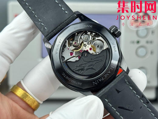 GF宝珀五十寻陶瓷系列 陶瓷壳 男士腕表——高科技缎面灰色陶瓷光泽亮丽、高硬度、不变色、不沾污、不易磨损 商品图6