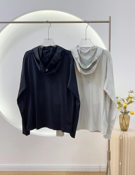 点此购买 海丽汉森夏季男士UPF100+防晒凉感户外追光防晒衣 qk 343695 商品图1