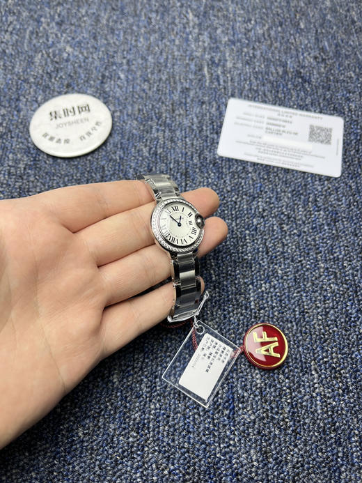 AF卡地亚蓝气球系列 小号28mm【钻圈款】女士腕表 商品图2