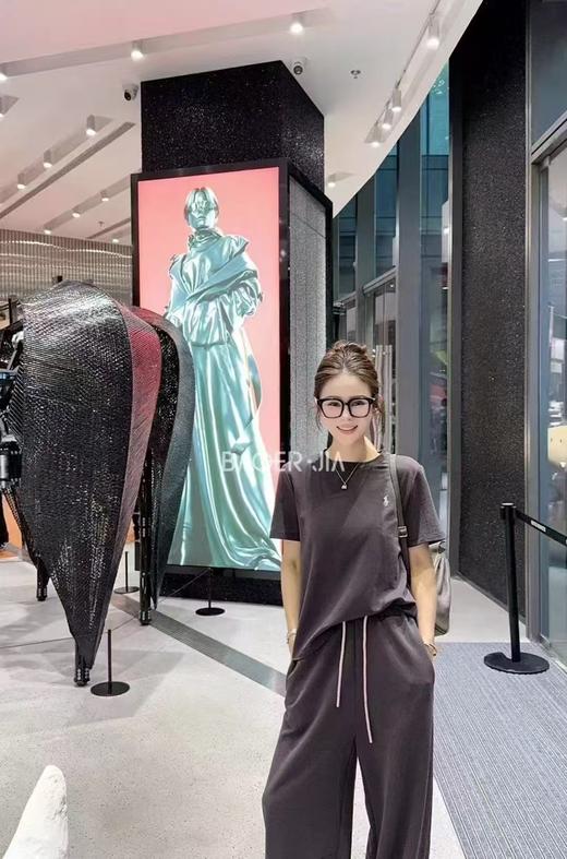 夏日松弛~显白藏青色休闲套装女夏两件套慵懒感套装 商品图3