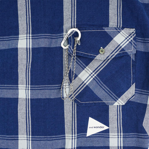 and wander indigo check pullover 女装透气抗皱机能性短袖上衣 商品图1