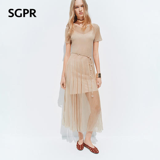 【SGPR】浅杏色散摆式连衣裙2026年夏季新款中长款钉珠收腰裙子(货号:MU80DR030) 商品图0