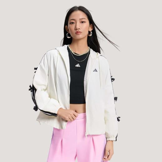 Adidas阿迪达斯DANCE LONG LENGTH JACKET 三条纹舞动系列拒水蝴蝶结运动休闲连帽夹克早春薄外套 商品图0