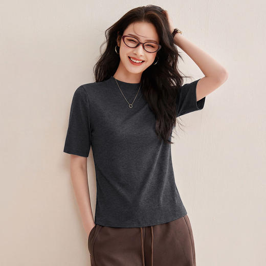 「自j」全新升级【铂金会员109/天猫139/差价30】(20453)洛诗琳慕斯竹节棉中袖T恤女2026春夏新款显瘦小立领短袖上衣 商品图2