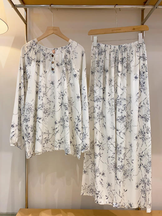 新品松植屋女款100%再生纤维素纤维长袖长裤套装 透气垂感面料自带凉感，告别闷热，出汗不粘身 商品图0