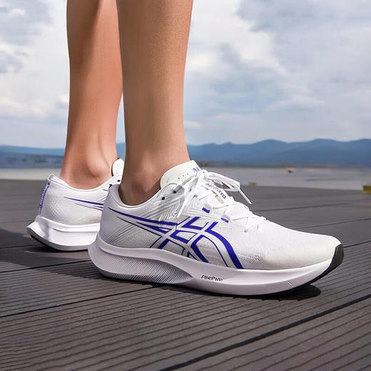 亚瑟士 男 跑步鞋 竞速 1011C084-101 商品图1