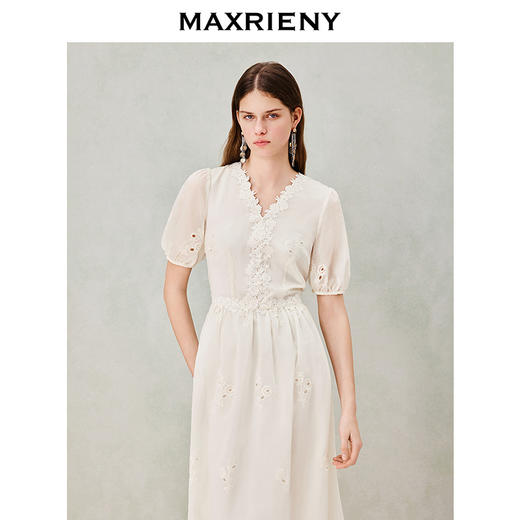 MAXRIENY法式感绣花连衣裙收腰裙26春款天丝灯笼袖领证订婚小白裙(货号:MS80DR031) 商品图1