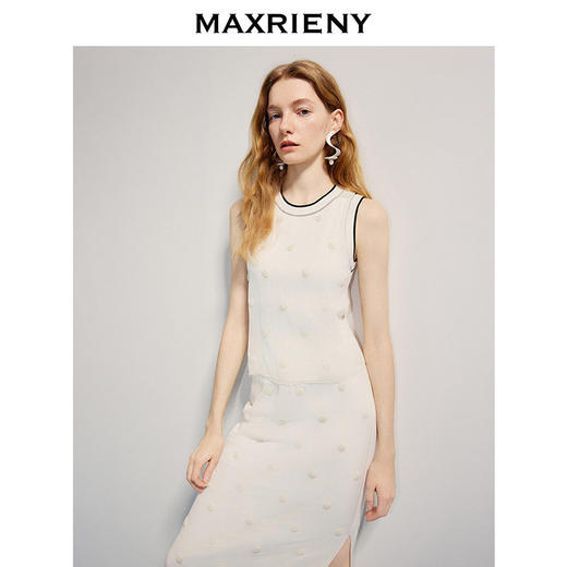 【商场同款】MAXRIENY精致日常感黑白撞色边直身毛衫25夏款气质感(货号:MC86SW258) 商品图2