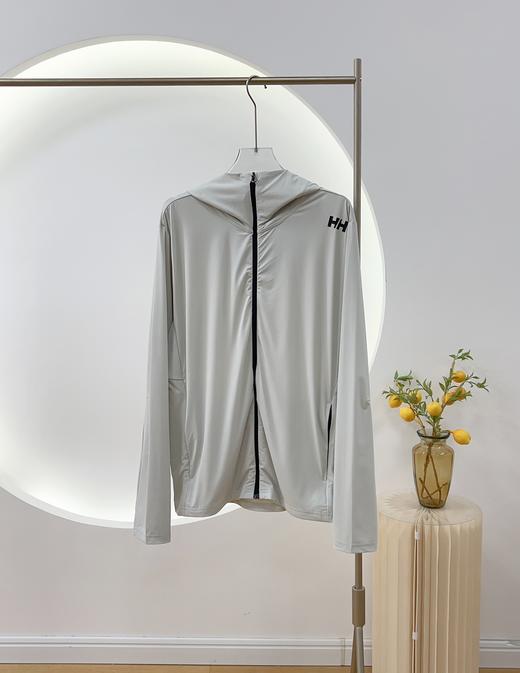 点此购买 海丽汉森夏季男士UPF100+防晒凉感户外追光防晒衣 qk 343695 商品图3