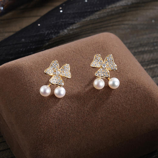 子佩集【幻彩三叶】银S925珍珠惜王妃耳钉【MLEH043】镀金2602 商品图0