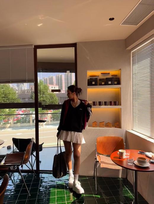 品牌直发特价ELLE厚底松糕纯皮小白鞋 商品图12