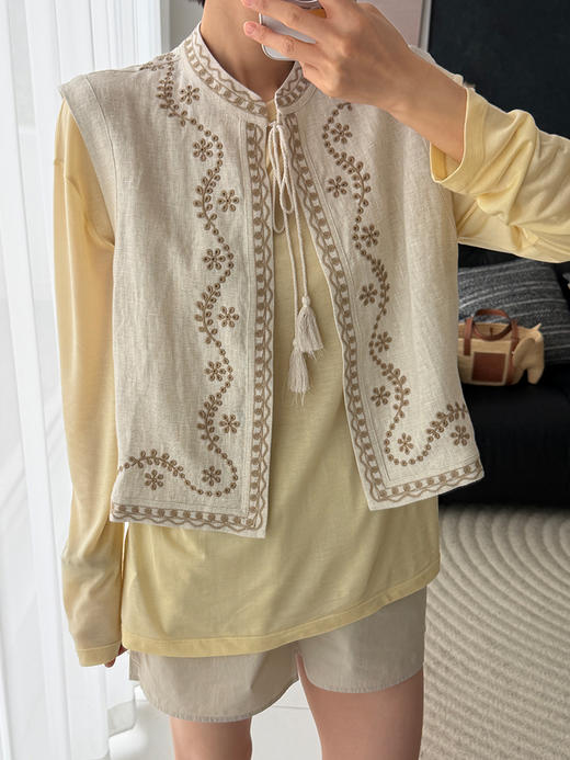 「工厂团购上新」天然亚麻 复古刺绣工艺  宽松款马甲11902 商品图3