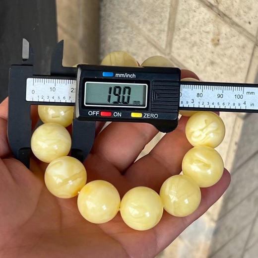 【青山特惠】19mm*12颗 精品原矿俄料 满蜡黄白花圆珠蜜蜡手串，48.5g m363 商品图4
