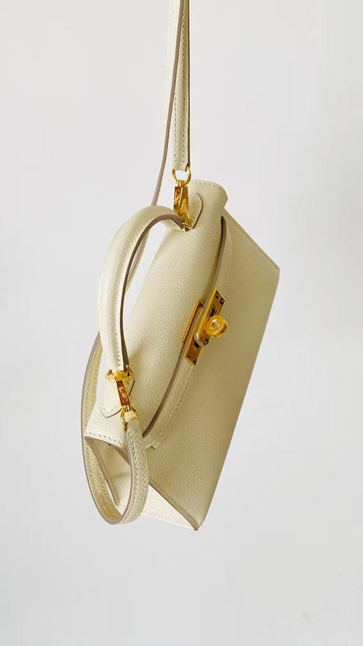 【纯手缝定制不退换】爱马仕 mini kelly 二代 奶昔白 金扣（MM） 商品图7