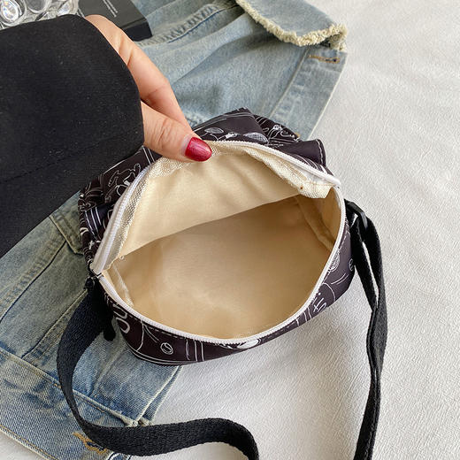 【优质面料！可调节肩带】尼龙包新款韩潮可爱购物斜挎小方包洋气学生上课单肩女包包。xa 商品图2